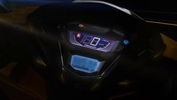 Selain desain bodi, Honda India juga memperbarui instrumen cluster Grazia. Di model baru ini, Honda Grazia sudah membawa panel instrumen digital dua layar. Layar atas menunjukkan speedometer, layar bawah menunjukkan indikator kapasitas bensin.(Foto: Screenshot Youtube Honda 2 Wheelers India)