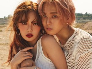 Gandeng Pacar, HyunA Tampil Seksi di Pemotretan Majalah