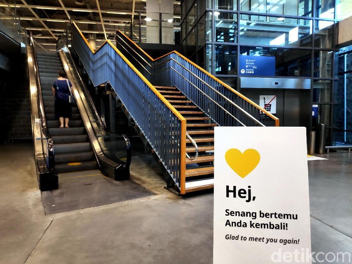 IKEA Alam Sutera Kembali Dibuka dengan Terapkan Protokol Kesehatan IKEA Alam Sutera kembali dibuka untuk umum. Toko ritel itu pun menerapkan protokol kesehatan sebagai salah satu upaya beradaptasi di era new normal.