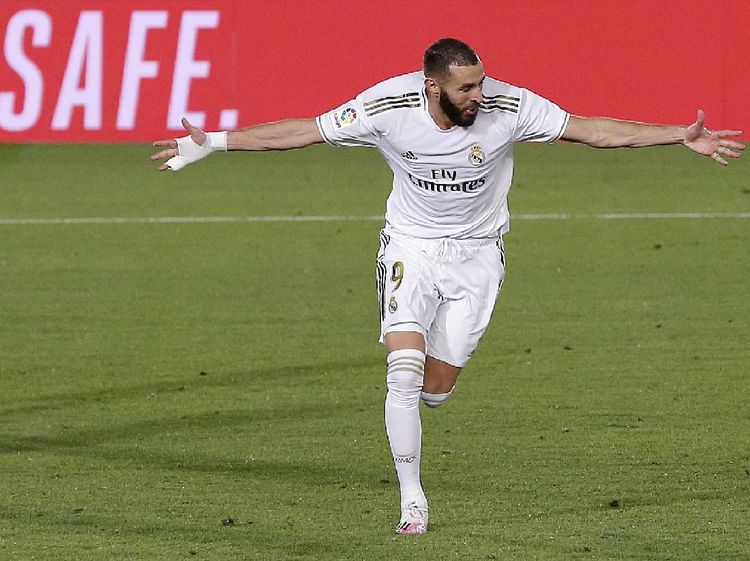 Mantap! Madrid Gulung Valencia 3-0