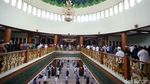 Masjid Agung Al Barkah Bekasi Terapkan Salat Jumat 1 Gelombang