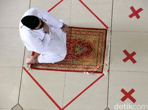 Salat Jumat di Masjid Agung Purwakarta Belum Terapkan GaGe