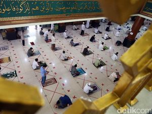 Ada Masjid di DKI Jadi Klaster Corona, Ini Saran DMI Cegah Penularan
