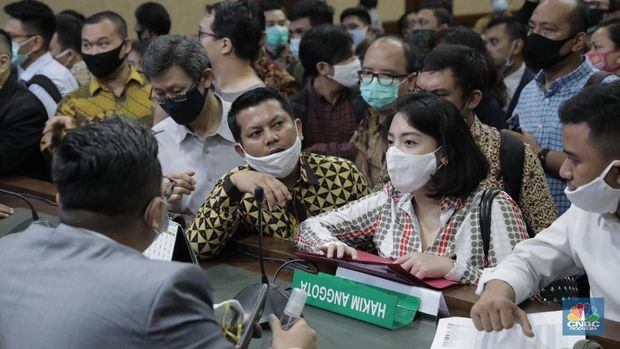 Nasabah Indosurya saat sidang Verifikasi Bilyet di Pengadilan Negeri Jakarta Pusat, Jumat (19/6/2020)  (CNBC Indonesia/ Muhammad Sabki)