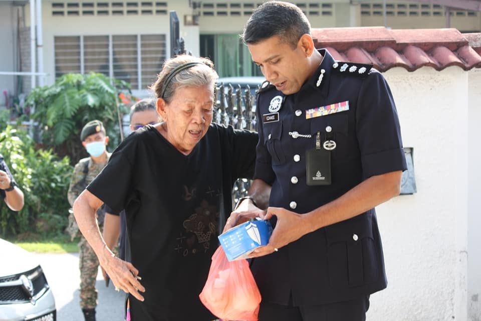Polisi kenang kebaikan wanita yang memberinya bakpao