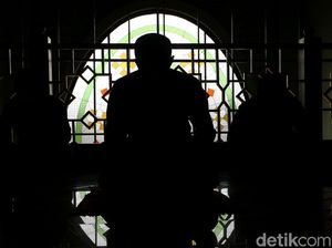 Masjid Agung Al Barkah Bekasi Terapkan Salat Jumat 1 Gelombang