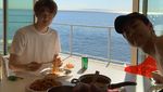 Sehun EXO Doyan Kulineran dan Nongkrong Seru Bareng Teman-teman