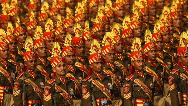 DELHI, INDIA - JANUARY 26:  Indian army soldiers march during the Republic Day Parade on January 26, 2009 in New Delhi, India. India today celebrates its 60th Republic Day with its annual parade. The parade is an opportunity for India to display its military might, progress and cultural diversity.  (Photo by Daniel Berehulak/Getty Images)