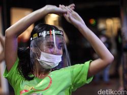 Masker Vs Face Shield, Lebih Efektif Mana untuk Cegah Corona?