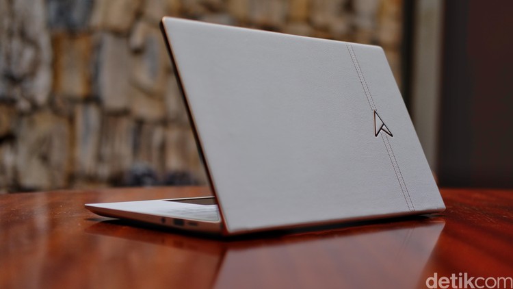 Asus ZenBook Edition 30 UX334FL Asus ZenBook Edition 30 UX334FL