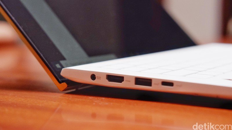 Asus ZenBook Edition 30 UX334FL