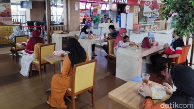 Ditutup 29 Juni, Lotteria Masih Ramai Pengunjung