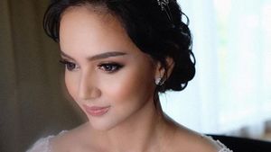 Cantiknya Angelica Simperler Berbusana Pengantin di Hari Pernikahan