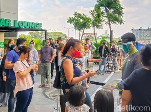 Pengelola Mal DKI Tak Batasi Usia Pengunjung, Yakin Keluarga Patuh Protokol