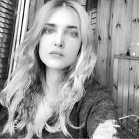 Jika suasana hatinya sedang jelek, dia menjadi sangat agresif, kata Snejana ketika ditanya alasan sang suami melakukan tindakan kekerasan tersebut. Foto: Dok. Getty Images, Dok. Instagram