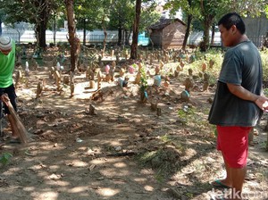 Bungkusan Kain Kafan Resahkan Warga Kudus, TKP Makam Bakal Dipasangi CCTV