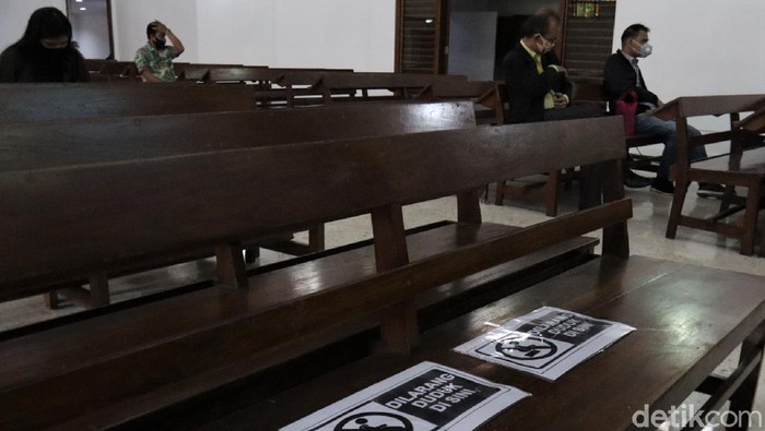 Begini Penerapan Protokol Kesehatan di Gereja Bandung