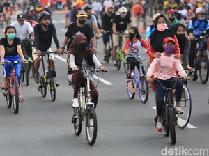 Golkar DKI Minta Anies Perpanjang PSBB dan Evaluasi Ganjil Genap