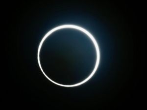 Perbedaan Gerhana Bulan dan Matahari