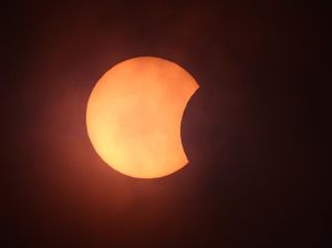 Simak Gerhana Matahari Sebagian 25 Oktober 2022, Bisa Dilihat dari Indonesia?
