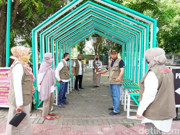 Gugus Tugas COVID-19 Banyuwangi Tutup Food Court Yang Abaikan Physical Distancing