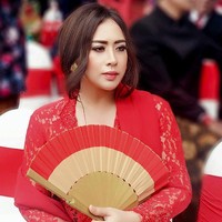 Nama Maharani mulai dikenal melalui bisnisnya di industri kosmetik. Maharani adalah CEO Urban Company, perusahaan yang menaungi Ms Glow, Tub, Urban Property, Urban Indo Manufaktur, serta MS Glow Aesthetic Clinic. Foto: Instagram @maharanikemala