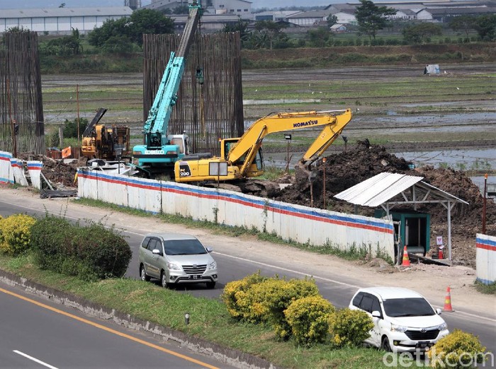 Menengok Pembangunan Kereta Cepat Di Kawasan Buah Batu