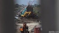 Terkait dengan pembangunan kereta cepat ini, diketahui proyek kereta cepat Jakarta-Bandung akan disambung hingga ke Surabaya. Rencana tersebut disampaikan Presiden Joko Widodo dalam rapat proyek strategis nasional (PSN) yang digelar akhir Mei 2020 lalu.