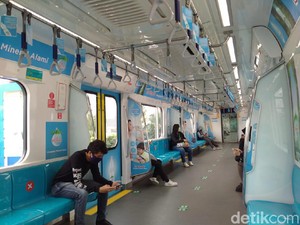 Jumlah Penumpang MRT Jakarta Anjlok 90% Imbas PPKM Darurat