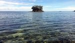 Pantai Pasir Putih Perawan di Polman