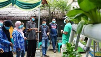 Para peserta tampak antusias mencari ilmu akan budidaya hortikultura dengan sistem hidroponik. Foto: dok. Jamkrindo