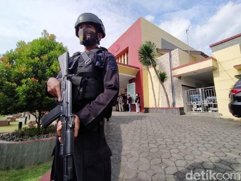 Suasana RSUD Karanganyar pascapenyerangan yang menyasar Wakapolres Karanganyar Kompol Busroni, Minggu (21/6/2020).