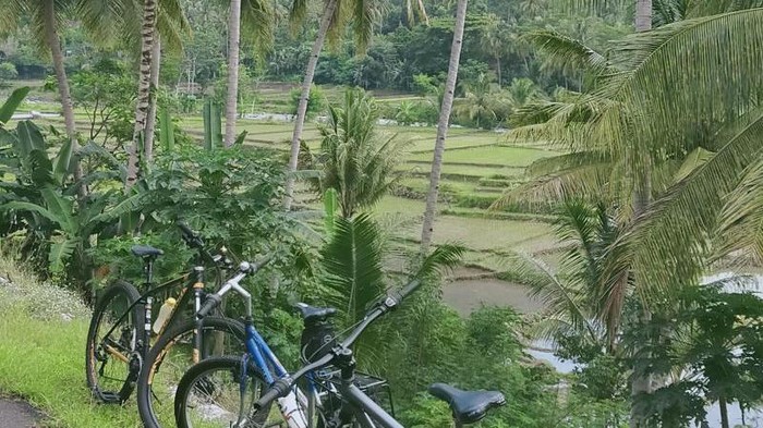 Trek sepeda di Kulonprogo