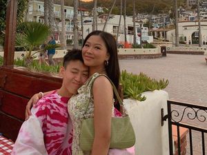 Dulu Fans Kini Jadi Pacar, Wanita Ini Ditaksir Rich Brian Saat Nonton Konser