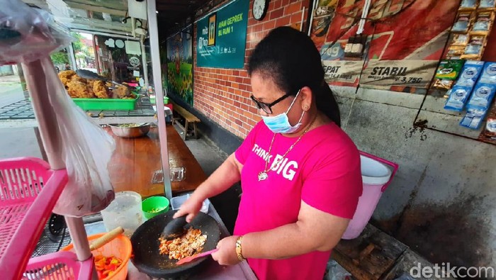 Ayam Geprek Bu Rum