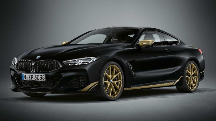 BMW Seri 8 Goldern Thunder Edition