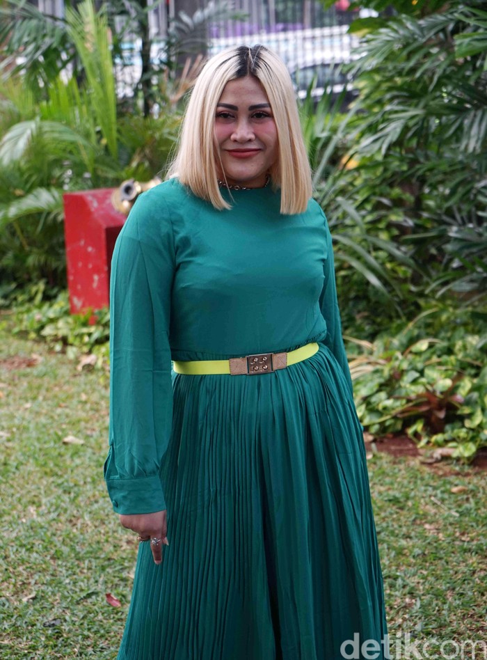 Boiyen Boiyen saat ditemui di kawasan Trans TV.
