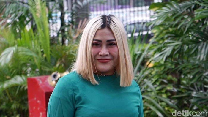 Boiyen saat ditemui di kawasan Trans TV.