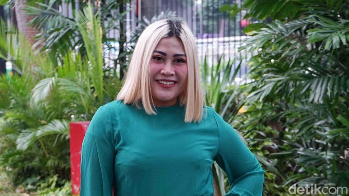 Boiyen saat ditemui di kawasan Trans TV.