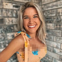 Dalam kolom komentar netizen didominasi oleh pria. Para pria menggoda untuk bisa memancing bersama Cami. I wish my fishing partners look like you, tulis netizen.  Foto: Instagram @cami_cakes