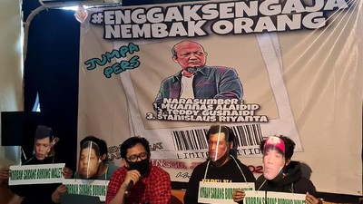 Diskusi Kasus Novel di Sarang Burung Walet