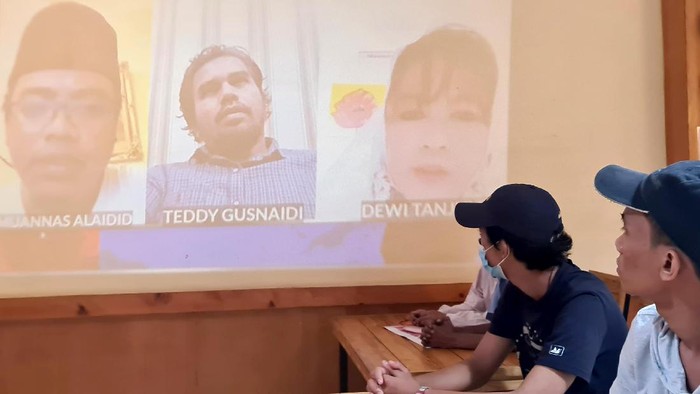 Diskusi Kasus Novel di Sarang Burung Walet Praktisi Hukum dan Advokat Muannas Alaidid menjelaskan ketika ada keputusan praperadilan yang dikeluarkan dan memerintahkan agar kasus itu segera disidangkan dan surat pemberhentian perkara itu tidak sah maka secara hukum itu tidak ada pilihan lain.