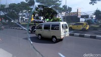 Kondisi ini akan mengganggu kenyamanan penumpang Trans Metro Bandung.
