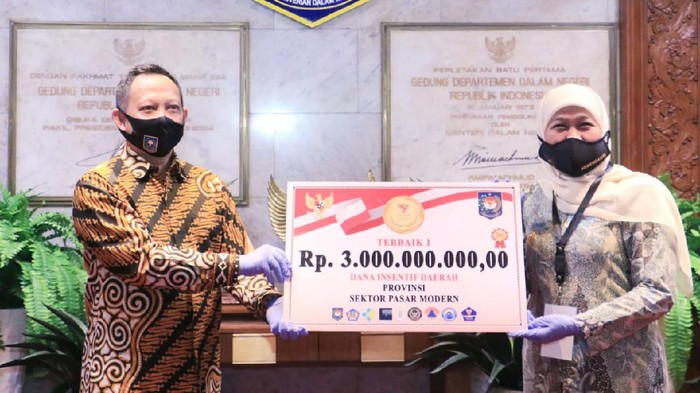 Jatim Sabet Dua Penghargaan Inovasi New Normal Life