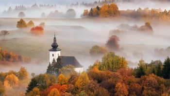 Selain tujuh karya teratas di atas, juri World Landscape Photographer juga memilih 50 karya yang dipuji. Salah satunya foto karya Radoslav Cernicky ini. Foto: Radoslav Cernicky/World Landscape Photographer