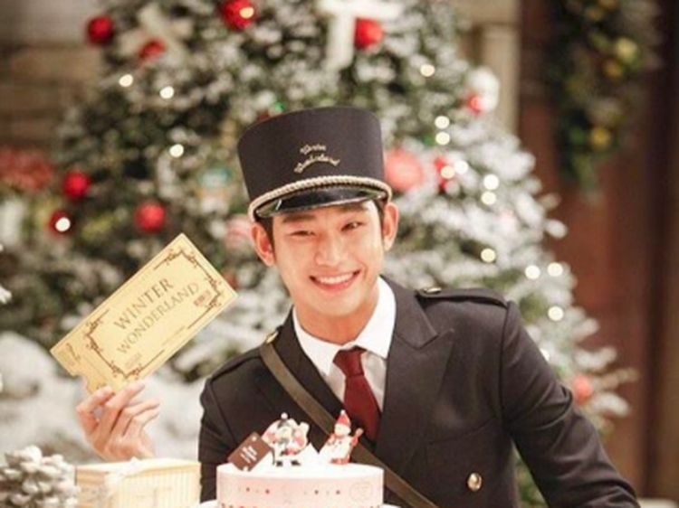 Kim Soo Hyun, Bintang Its Okay to Not Be Okay Saat Kulineran