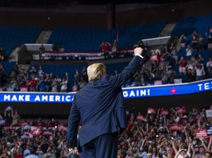 Trump Copot Manajer Kampanye, China Tak Takut AS Soal Laut China Selatan