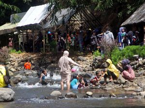 Foto: Rekomendasi Tempat Main Air Asyik di Sumedang