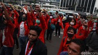 Goldi menyebut aksi hari ini akan dihadiri oleh beberapa kampus lain di Jakarta. Aksi hari ini, kata Goldi, juga menuntut adanya pertemuan dengan Menteri Pendidikan dan Kebudayaan (Mendikbud) Nadiem Makarim
