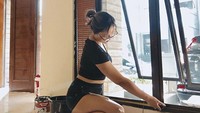Foto-foto tersebut pun membuat netizen salah fokus. Dok. instagram/lalamarionmj